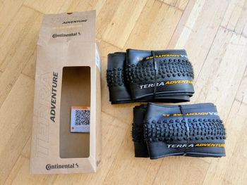 Použité Continental Terra Adventure 2026 Tyres & Tubes