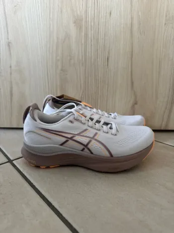 Orange Gel Kayano 32 Running Shoes d'occasion