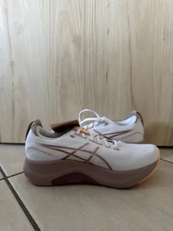 Orange Gel Kayano 32 bike d'occasion — image 4 sur 6