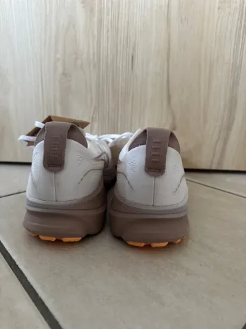 Orange Gel Kayano 32 bike d'occasion — image 2 sur 6