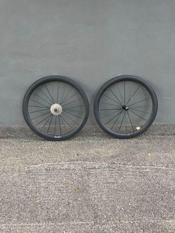 Käytetty Novatec Carbon wheels with rimbrake Wheels