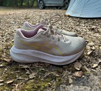 Used Asics Running Shoes Running Shoes