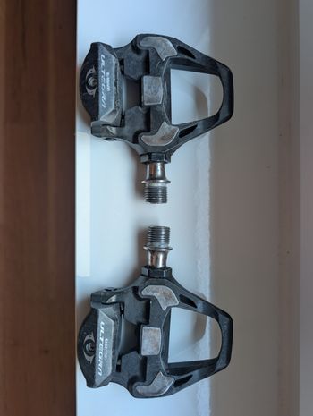 Used Shimano PD-R8000 2022 Drivetrain & Pedals