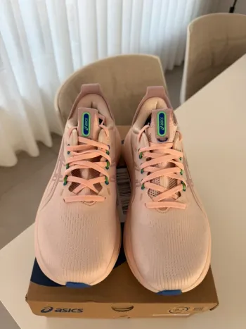 Asics Gel Nimbus 28 bike d'occasion — image 4 sur 5