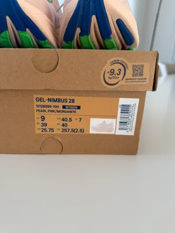 Asics Gel Nimbus 28 bike d'occasion — image 2 sur 5