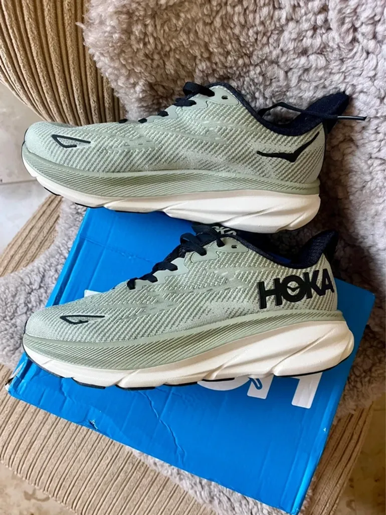 Used Hoka Clifton 9 bike — image 5 of 6