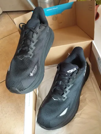 Tweedehands Hoka Clifton 9 bike — afbeelding 3 van 6