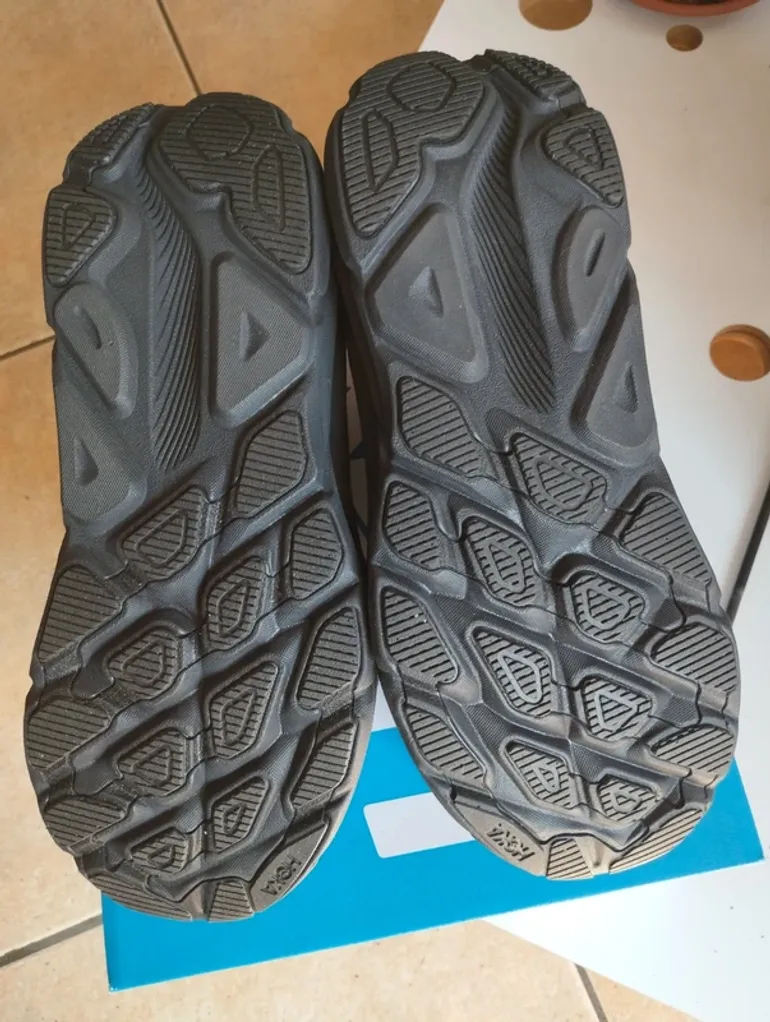 Tweedehands Hoka Clifton 9 bike — afbeelding 5 van 6