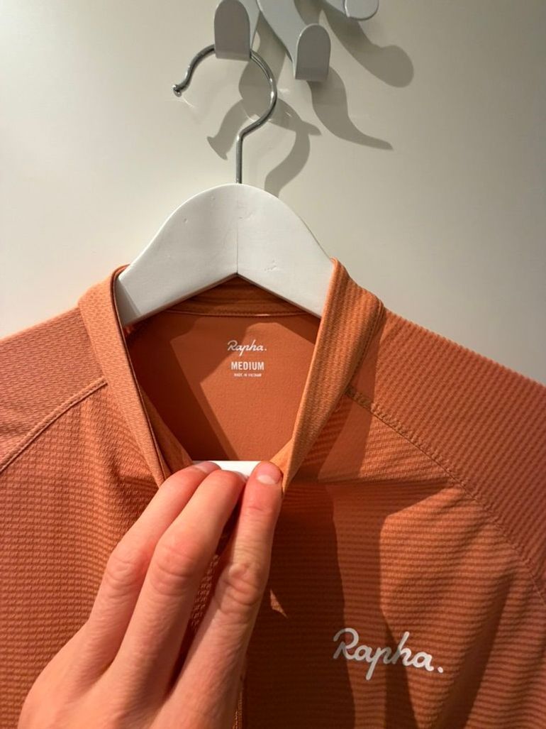 Used Rapha Core Lightweight Jersey bike — image 2 of 4