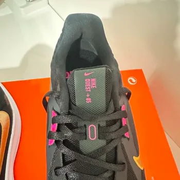 Used Nike Running Shoes bike — image 7 of 9