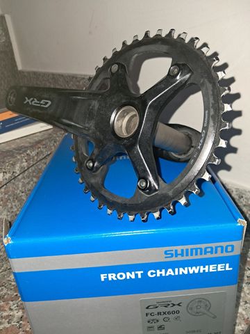 Shimano FC RX 600 da 172, 5 mm corona da 40 denti Drivetrain & Pedals usato
