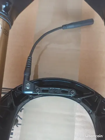 Used Fox 34 Float 29 Factory Live 2024 bike — image 4 of 6