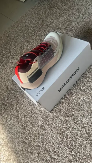 Used Genesis S/lab Running Shoes