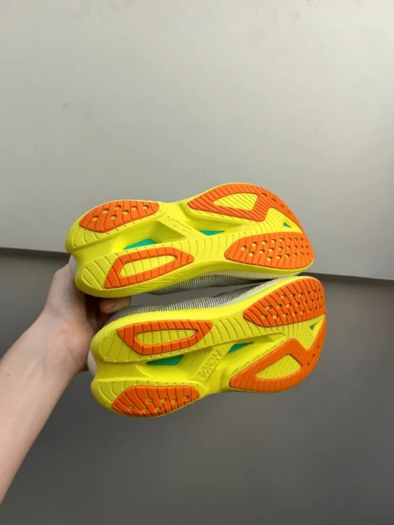 Tweedehands Hoka Mach X 2 bike — afbeelding 4 van 10