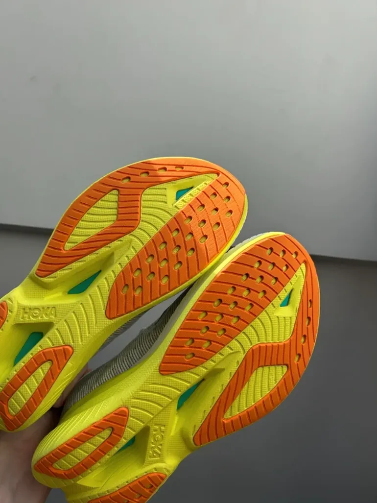Tweedehands Hoka Mach X 2 bike — afbeelding 5 van 10