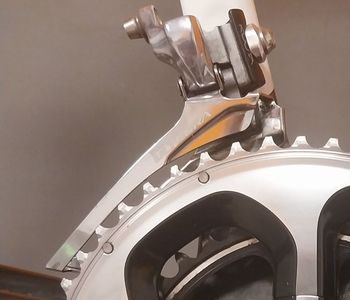 Tweedehands Shimano FD-6700 2009 Drivetrain & Pedals