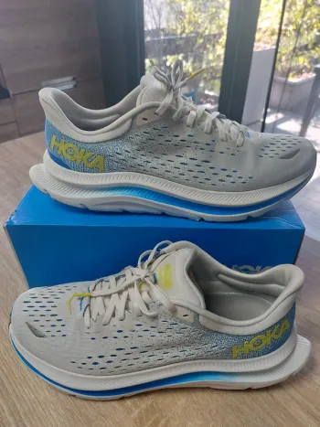 Hoka Kawana Running Shoes usato