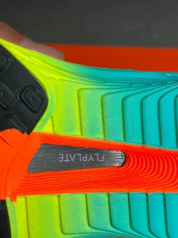 Used Nike ZoomX Vaporfly Next% 3 bike — image 11 of 13