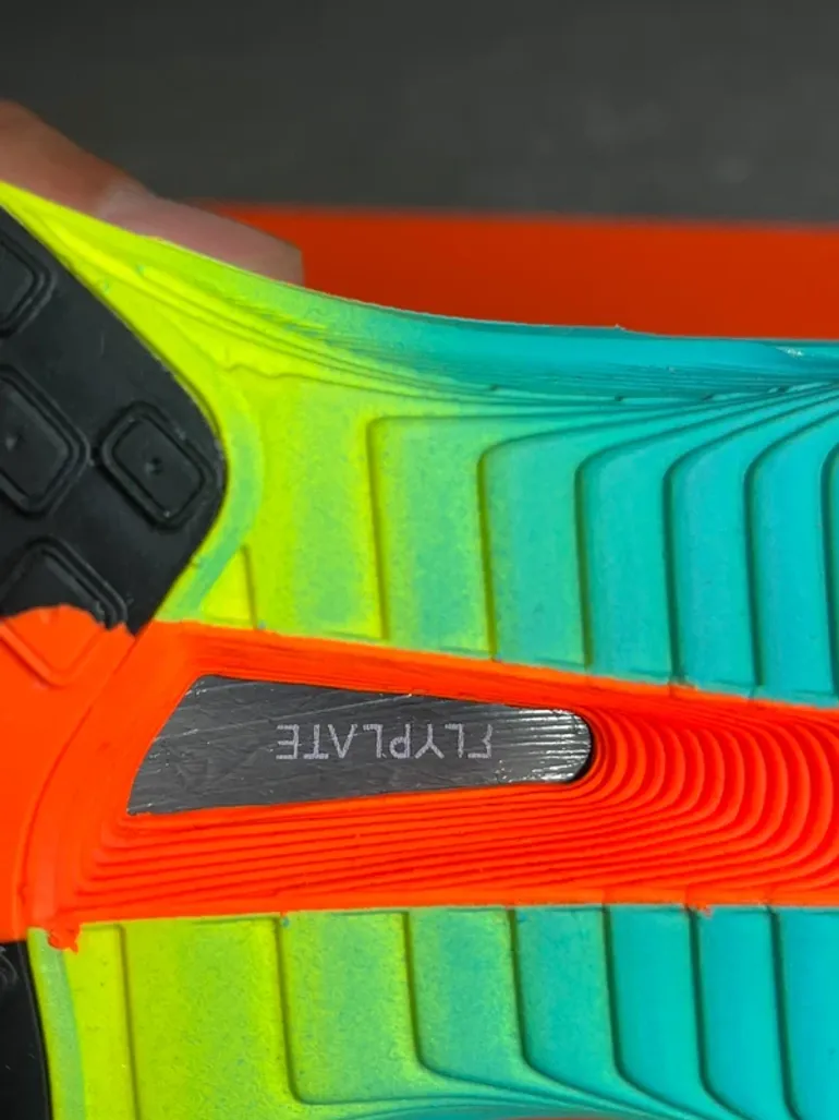 Used Nike ZoomX Vaporfly Next% 3 bike — image 11 of 13