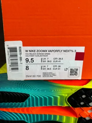 Used Nike ZoomX Vaporfly Next% 3 bike — image 13 of 13