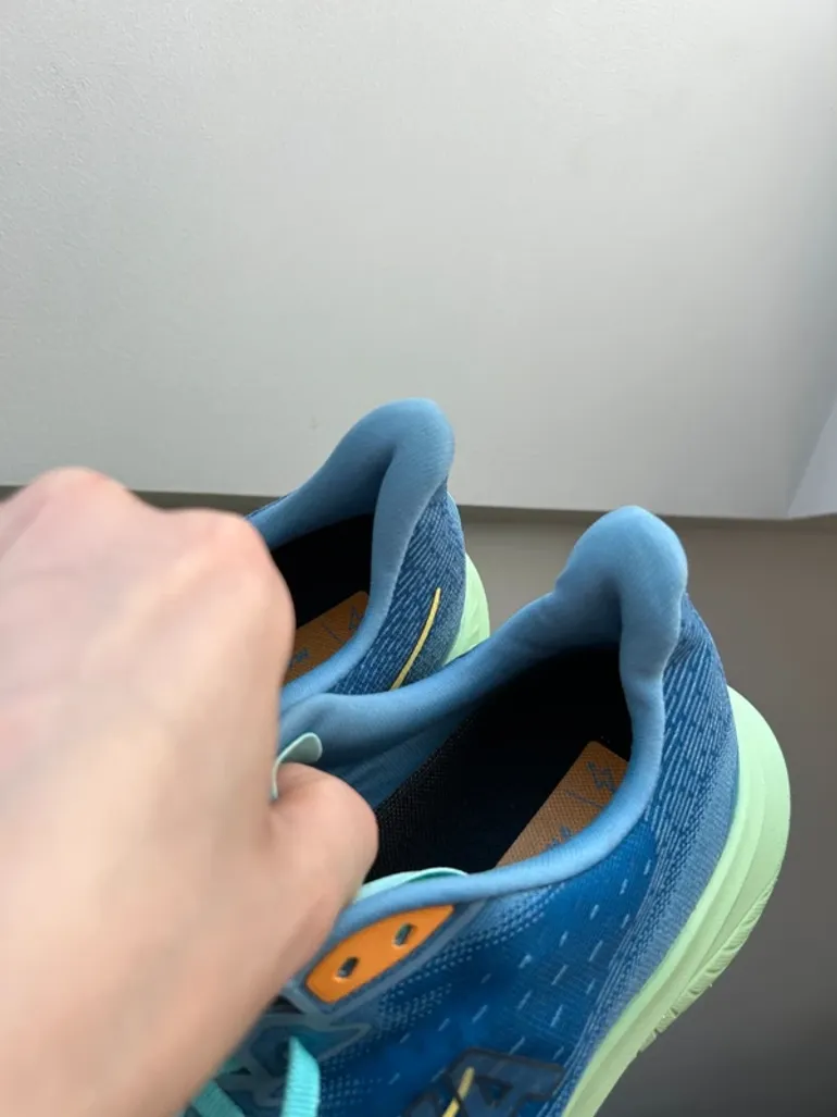Hoka Mach 6 bike d'occasion — image 8 sur 10