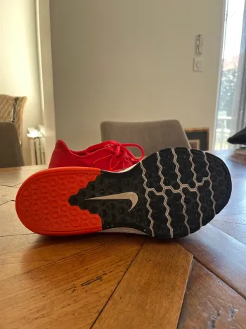 Used Nike Trailrunning Shoes bike — image 4 of 5