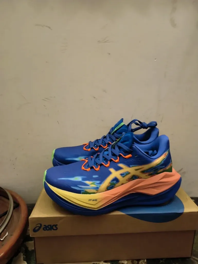Used Asics Superblast 3 bike — image 2 of 10