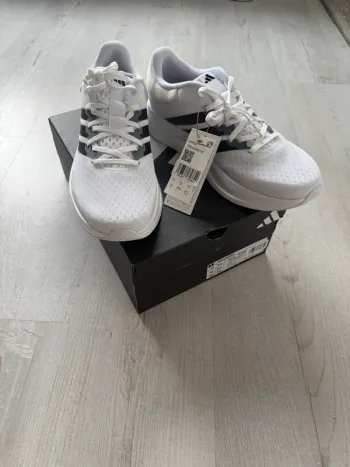 Brugt Adidas Treadmove Running Shoes