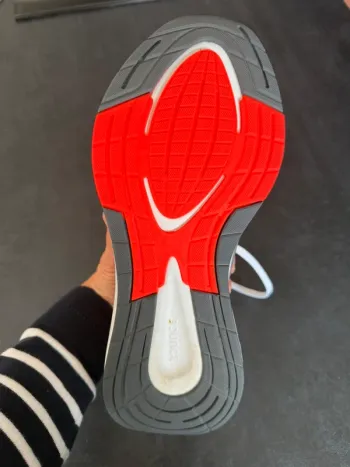 Used Adidas EQ21RUN bike — image 3 of 7