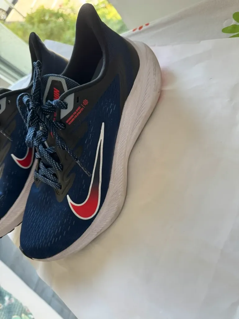 Używany Nike CJ0291-400 bike — zdjęcie 4 z 5