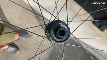 Used Dt Swiss 29" Rear Rim bike — image 6 of 7