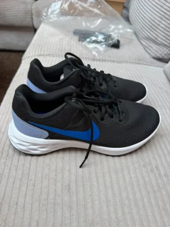 Nike Running Shoes Running Shoes usato