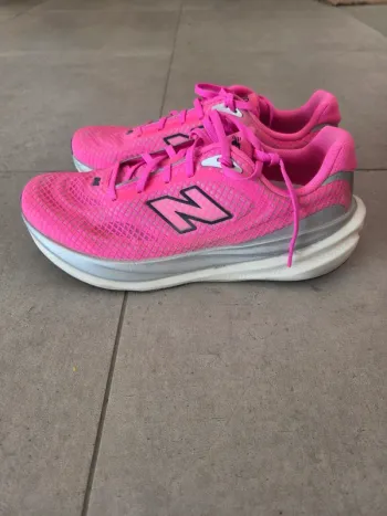 New Balance 1080V15 Infinion bike de segunda mano — imagen 4 de 7