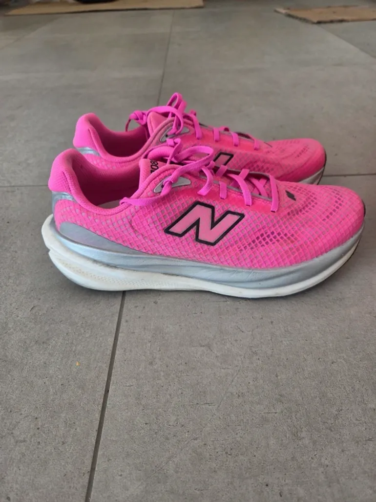 New Balance 1080V15 Infinion bike de segunda mano — imagen 3 de 7