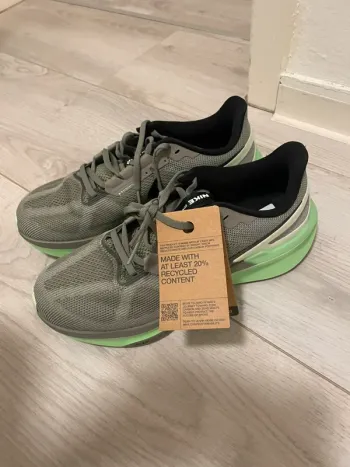 Used Nike Sneaker sport Laufschuhe bike — image 2 of 5
