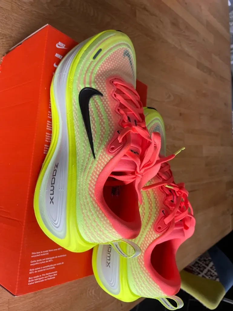 Used Nike Vomero Plus bike — image 3 of 10