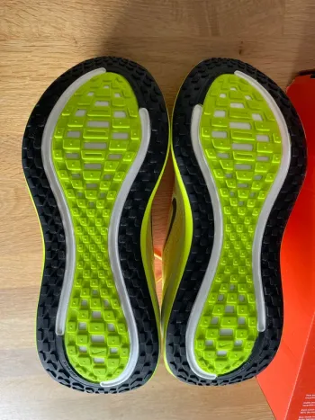 Used Nike Vomero Plus bike — image 6 of 10