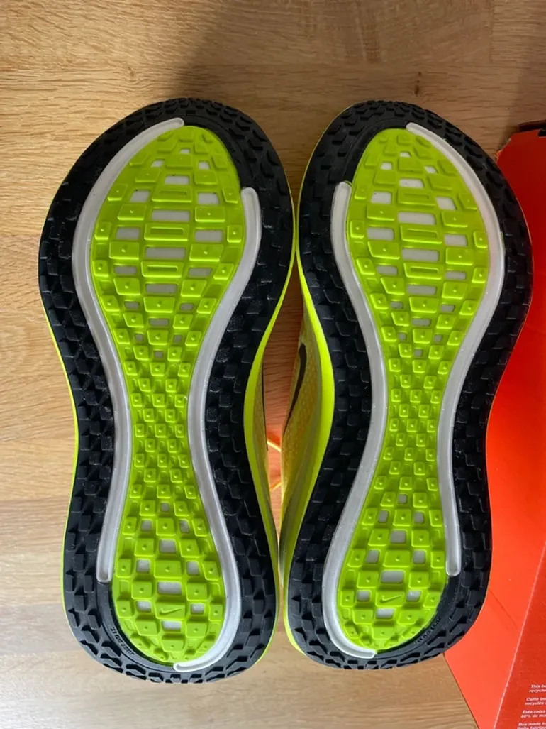 Used Nike Vomero Plus bike — image 6 of 10