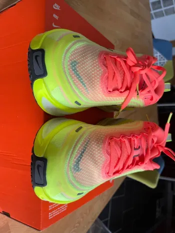 Used Nike Vomero Plus bike — image 5 of 10