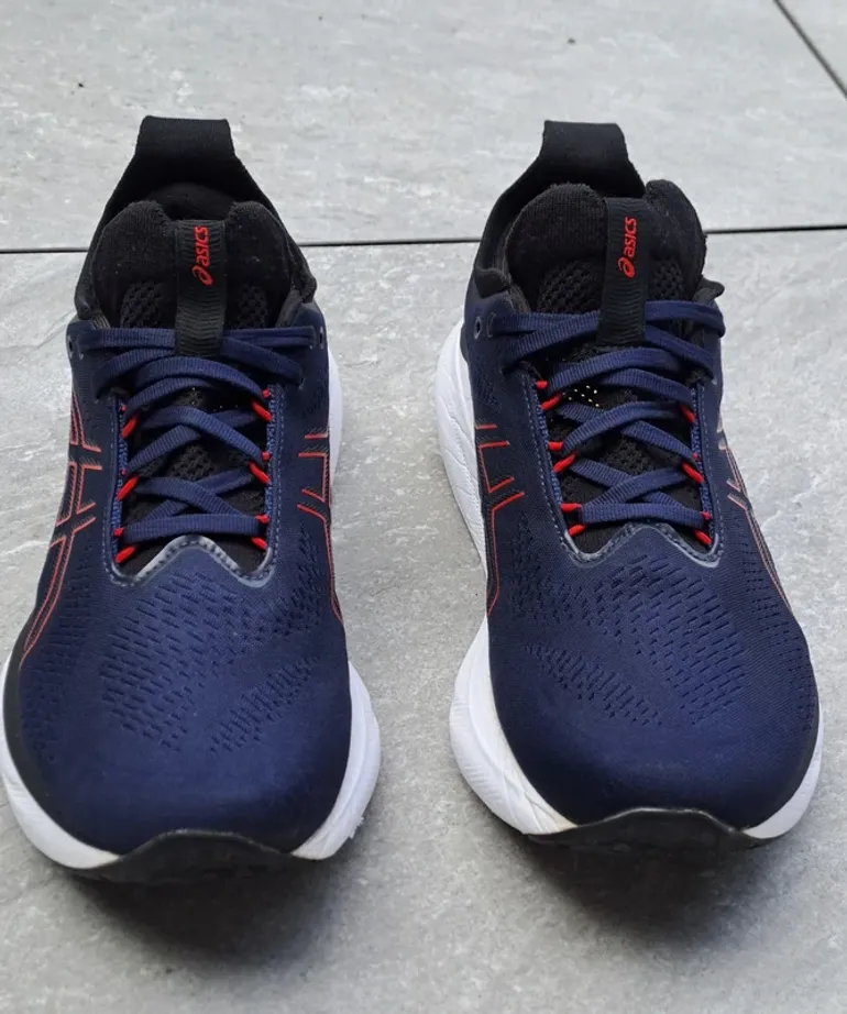 Used Asics Nimbus 25 bike — image 6 of 8