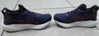 Used Asics Nimbus 25 bike — image 3 of 8