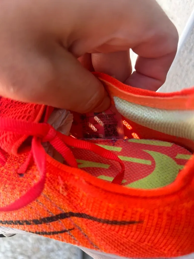 Orange Air Zoom Tempo Next % Flyknit bike usato — immagine 5 di 5