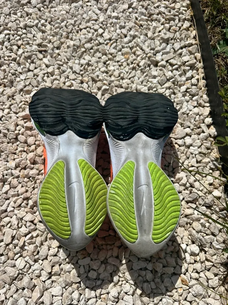 Orange Air Zoom Tempo Next % Flyknit bike usato — immagine 4 di 5