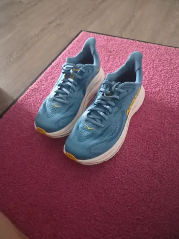 Hoka Laufschuhe Running Shoes usato