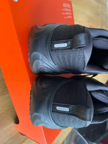 Used Nike Vomero Plus bike — image 2 of 9