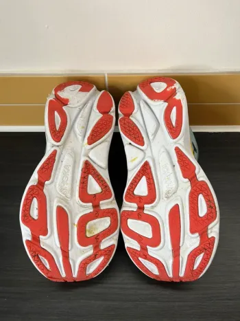 Used Hoka Bondi 8 bike — image 5 of 15