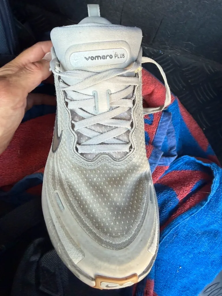 Used Nike Vomero Plus bike — image 2 of 5
