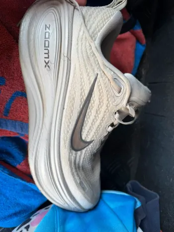 Used Nike Vomero Plus bike — image 4 of 5