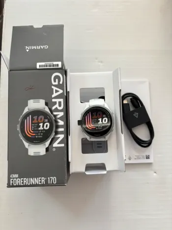 Garmin Forerunner 170 Music bike d'occasion — image 2 sur 3