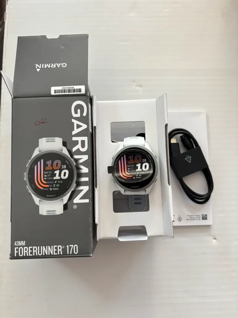 Garmin Forerunner 170 Music bike d'occasion — image 2 sur 3